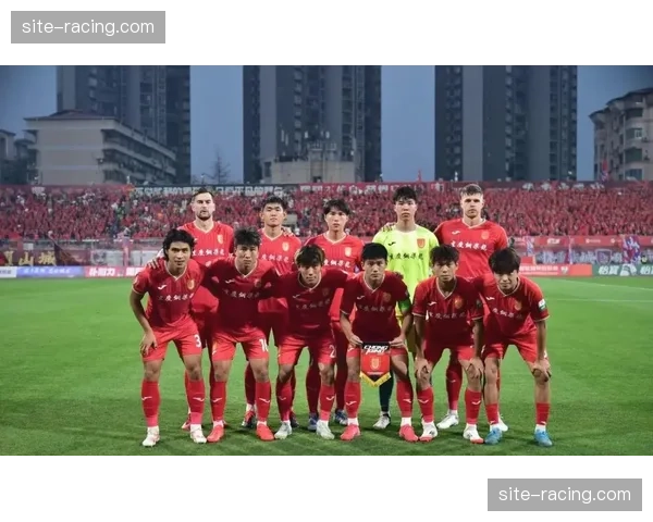 重庆铜梁龙签下阿马杜等老熟人 降低试错成本主打实用性